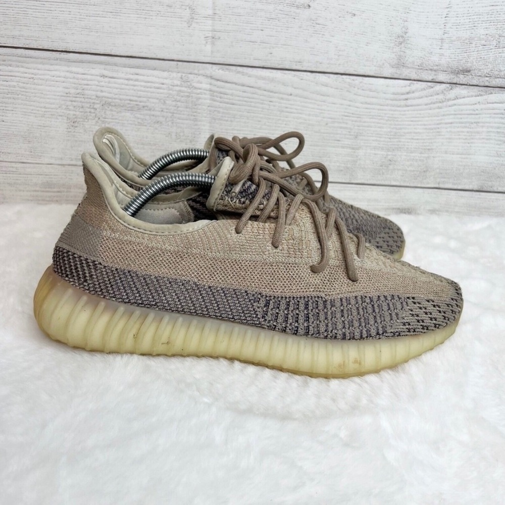 Yeezy Boost 350 Ash Pearl Size 9